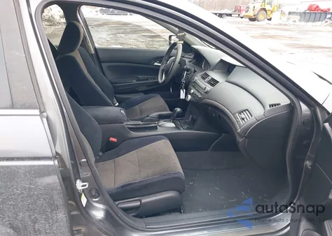 2010 Honda Accord 2.4 Lx-P from USA, damaged, VIN 1HGCP2F44AA125207